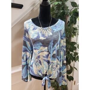 Studio JPR Blouse Top Women's XL Blue Floral Rayon Bell Long Sleeve Round Neck